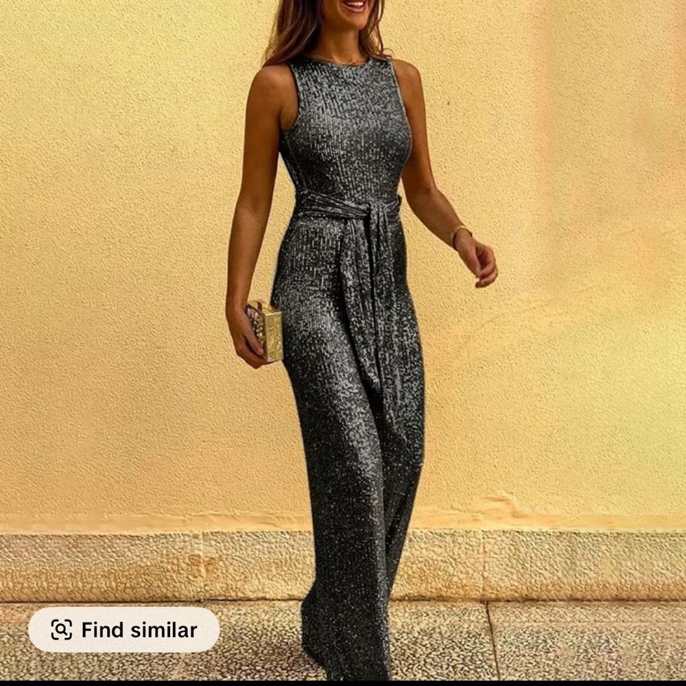 Black Sequins Backless Jumpsuit